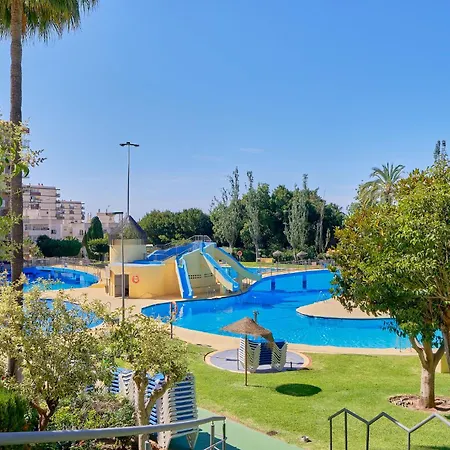 Piscinas Con Parque Acuatico Minerva Nature Boutique *